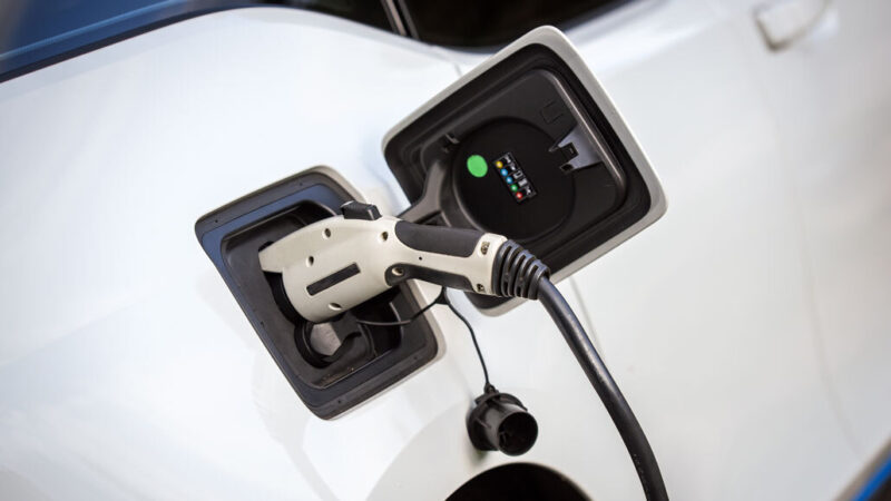 There’s good and bad news with California’s electric vehicle program